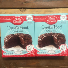 2x Betty Crocker Devil’s Food Cake Mixes (2x425g)
