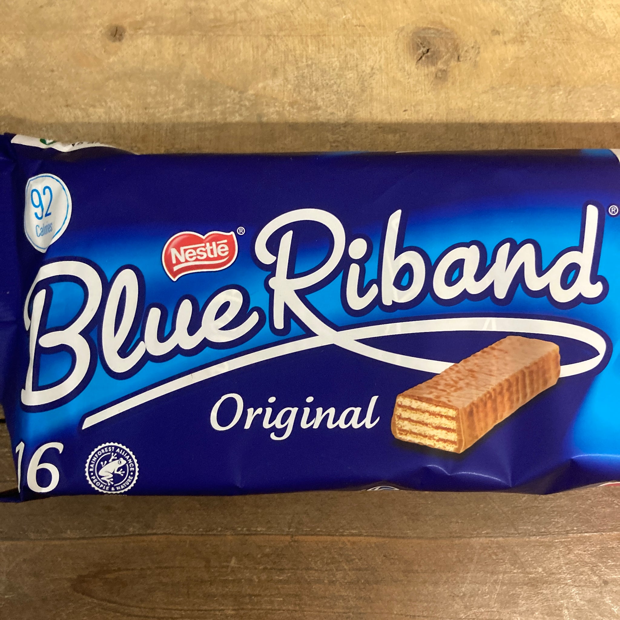 32x Blue Riband Original Milk Chocolate Wafer Bars (2 Packs of 16x18g ...