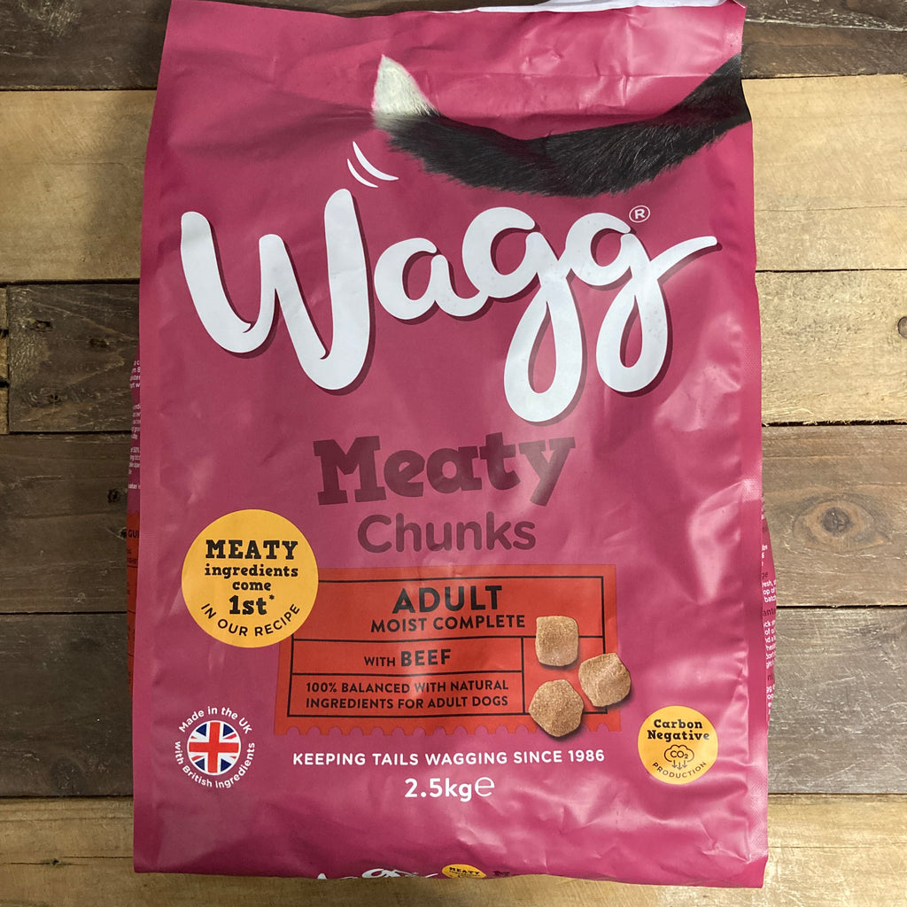 2x Wagg Meaty Chunks Moist Complete with Beef Dry Dog Food Bags (2x2.5 ...