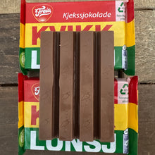 12x Freia Kvikklunsj 4 Finger Chocolate Covered Wafer Bars (2 Packs of 6x47g)