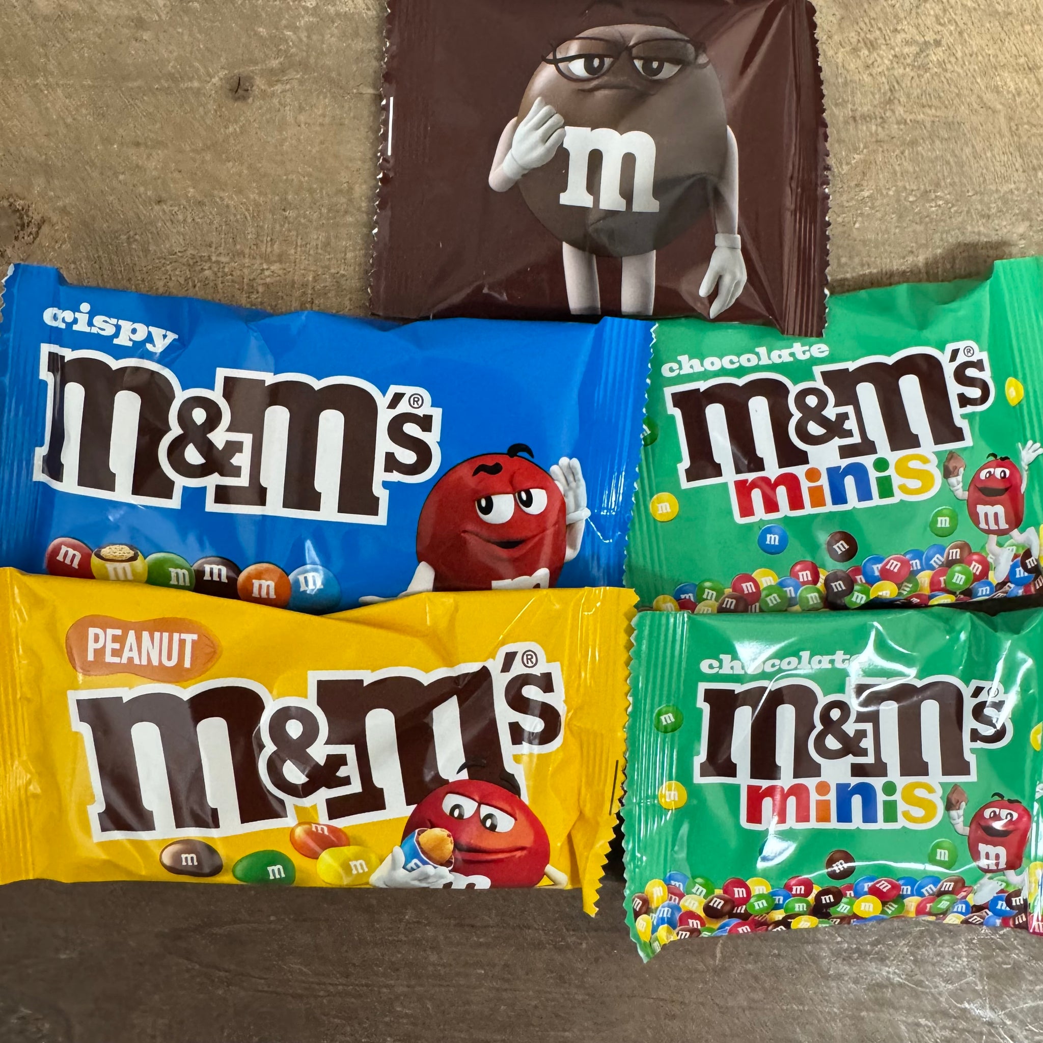 10x M&M's Chocolate Selection Bags (2x Boxes of 137g) | Low Price