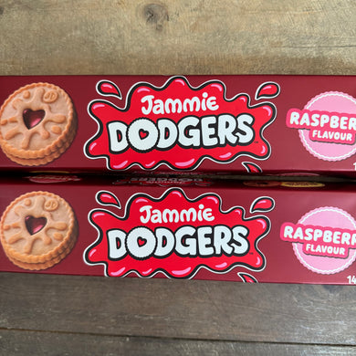 Jammie Dodgers Raspberry Biscuits