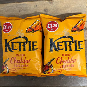 Kettle Chips Mature Cheddar & Red Onion Crisps