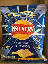 18x Walkers Cheese & Onion Crisps (18x25g)