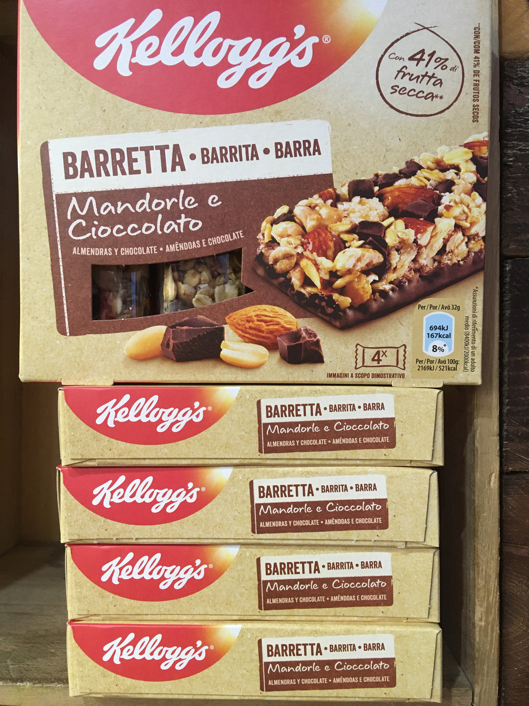 20x Kellogg's Barretta Chocolate Almond Chewy Nut Bars (5x4x32g)