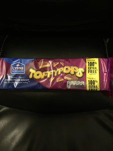 Lyons' Toffypops Toffee Filled Biscuit 100% Extra Free 240g