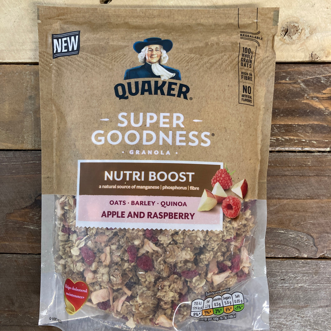 2x Quaker Super Goodness Apple & Raspberry Granola (2x400g)