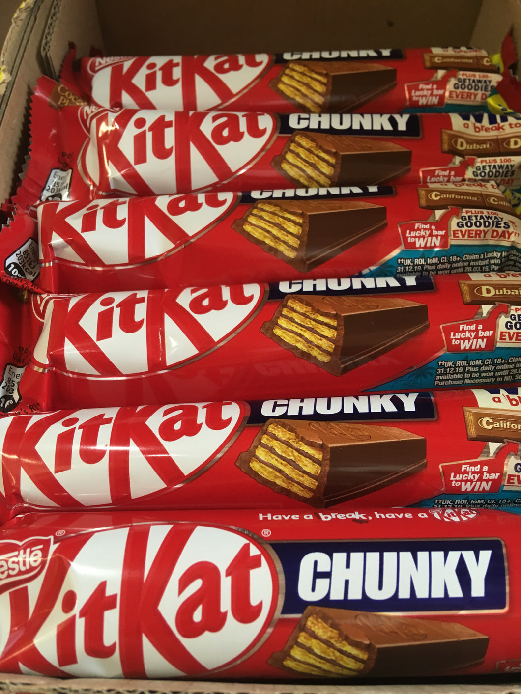 12x Nestle KitKat Chunky Chocolate Bars (12x40g)