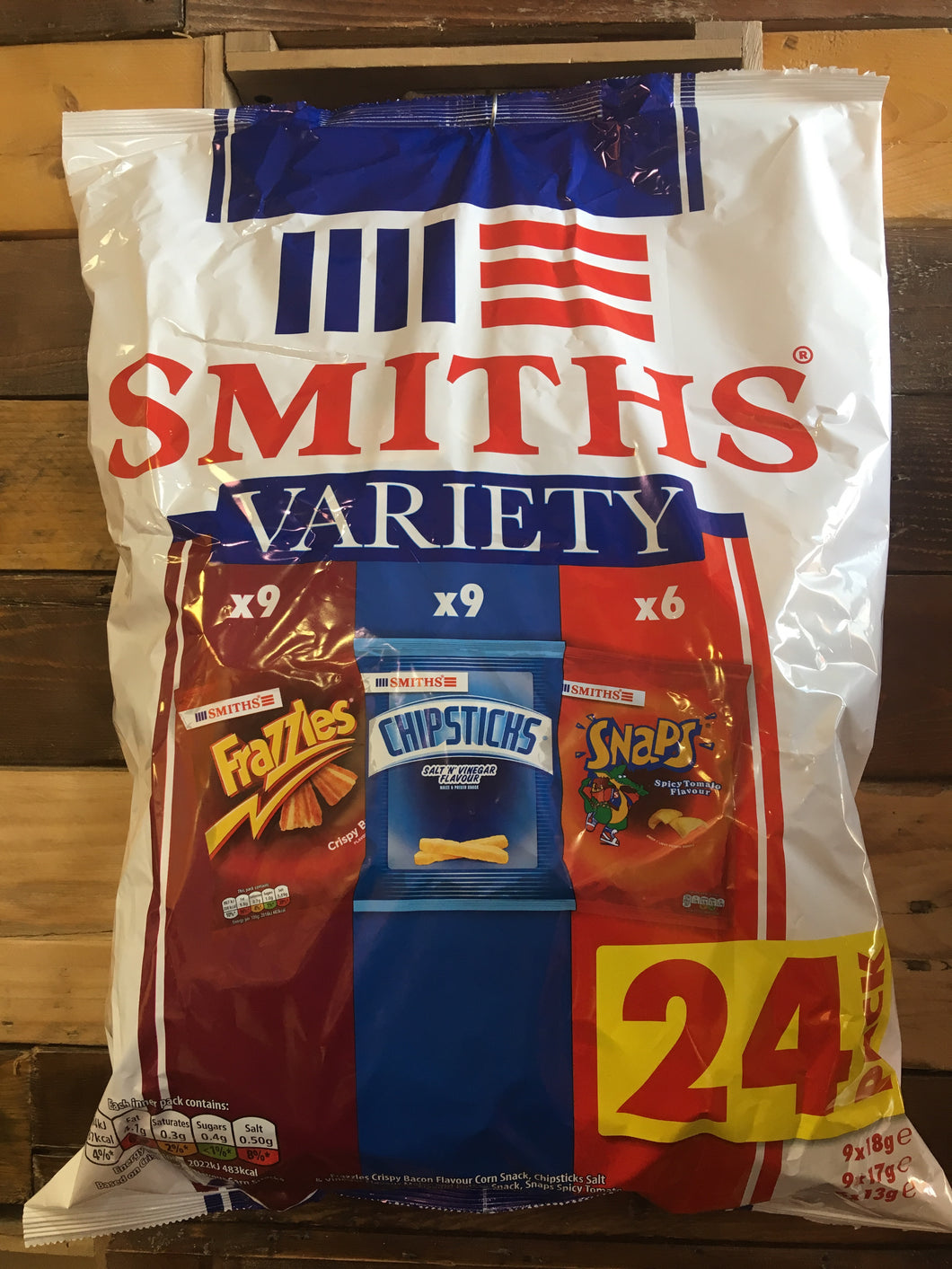 24x Smiths Variety Packs (9xFrazzles, 9xChipsticks & 6xSnaps)