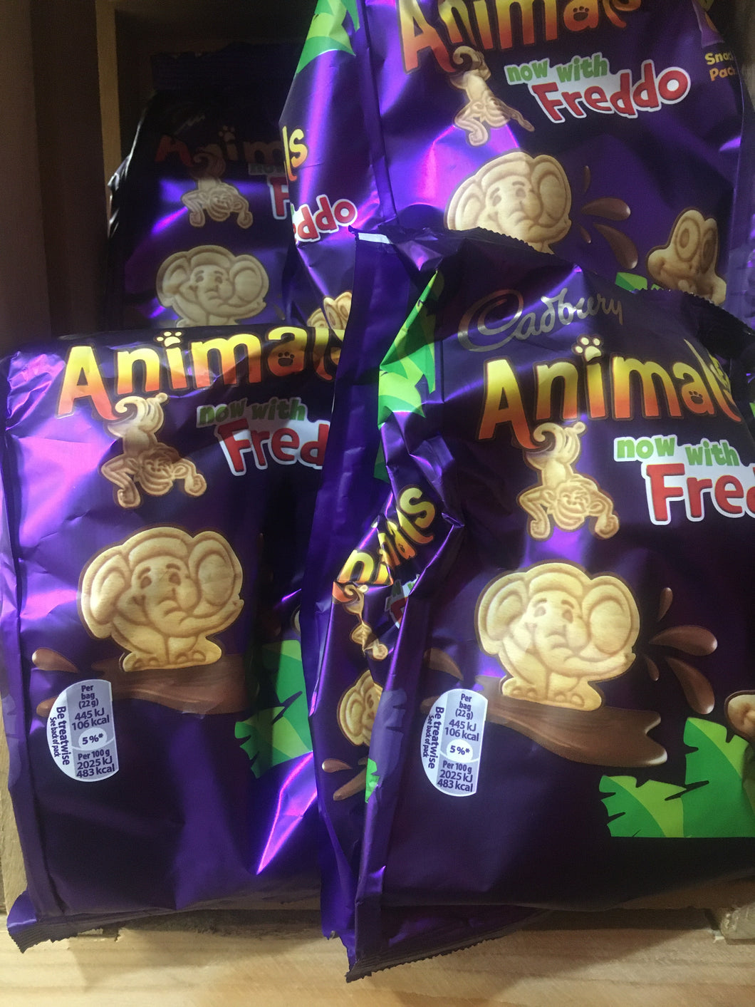 24x Cadbury Chocolate Mini Animals Biscuits (4x 6 Packs x22g)