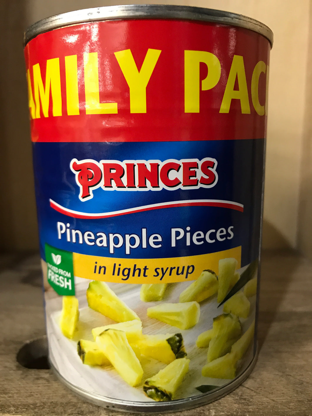 Princes Pineapple Pieces in Light Syrup 565g