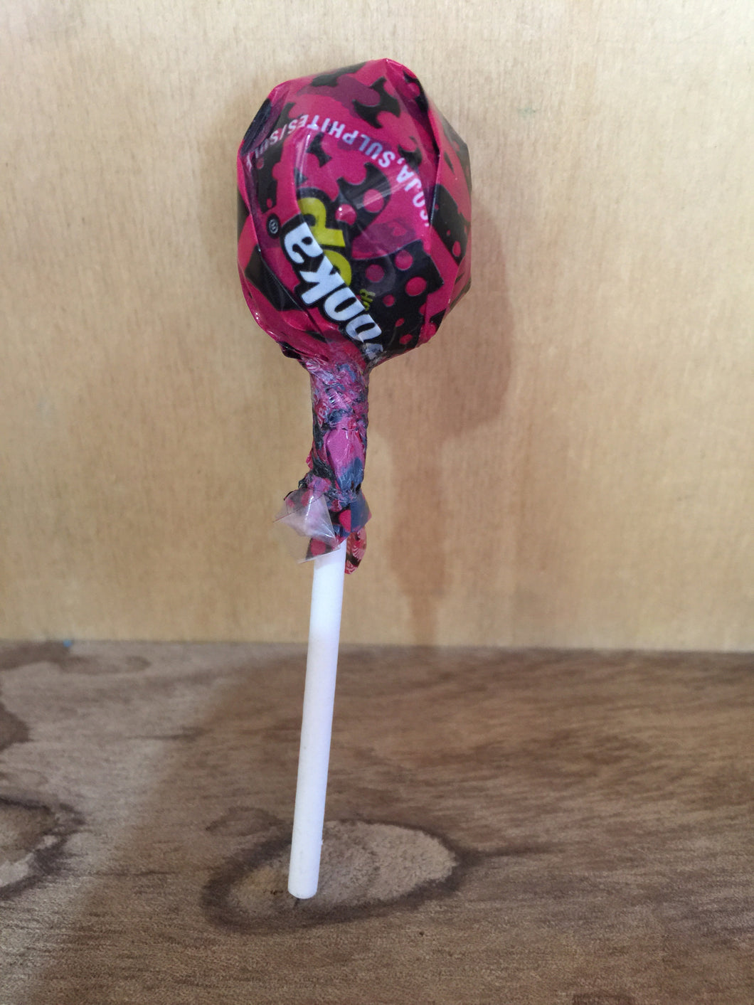 Bazooka Lollipops with Soft Chew Centre 14g