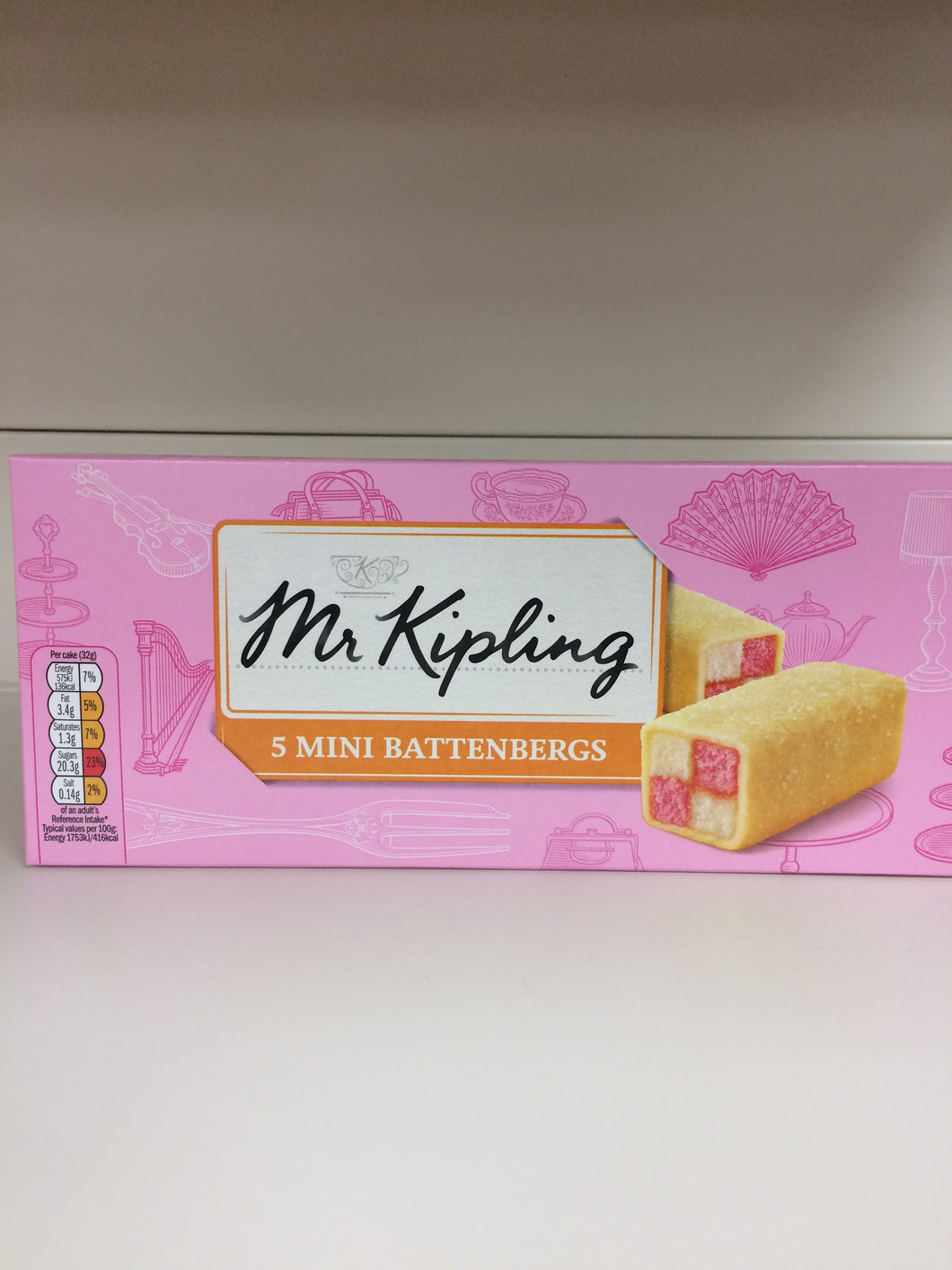 Mr Kipling 5 Mini Battenberg Cakes