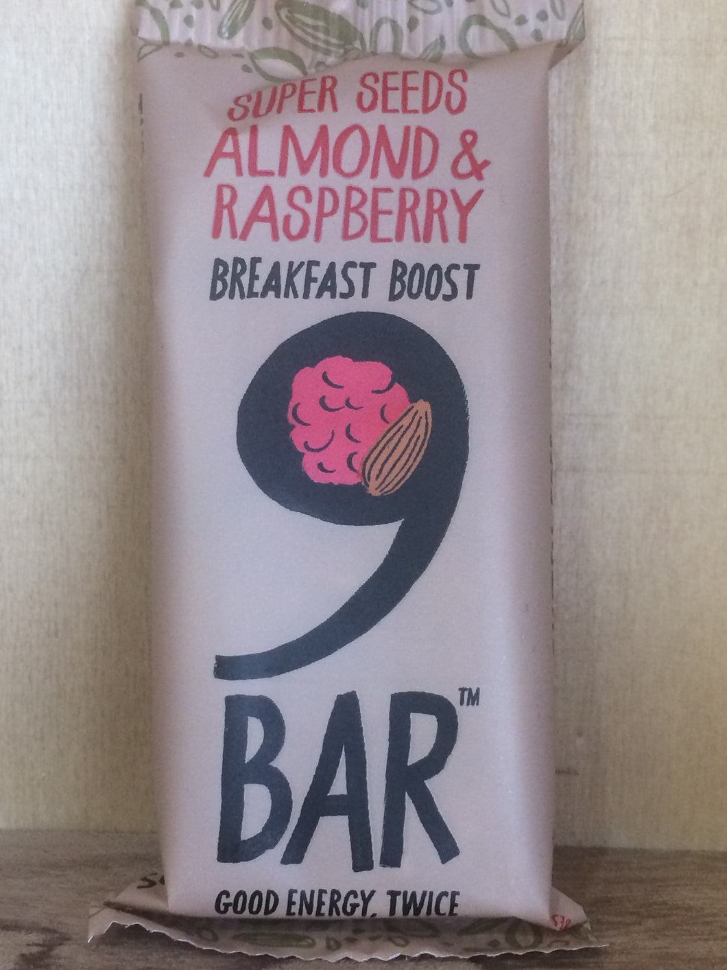9NINE Super Seeds Almond & Raspberry Breakfast Bar 50g