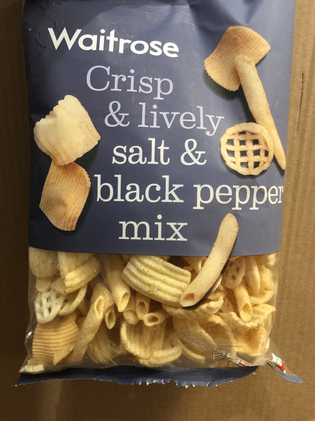 Lowprice Salt and Black Pepper Crisps mix 150g