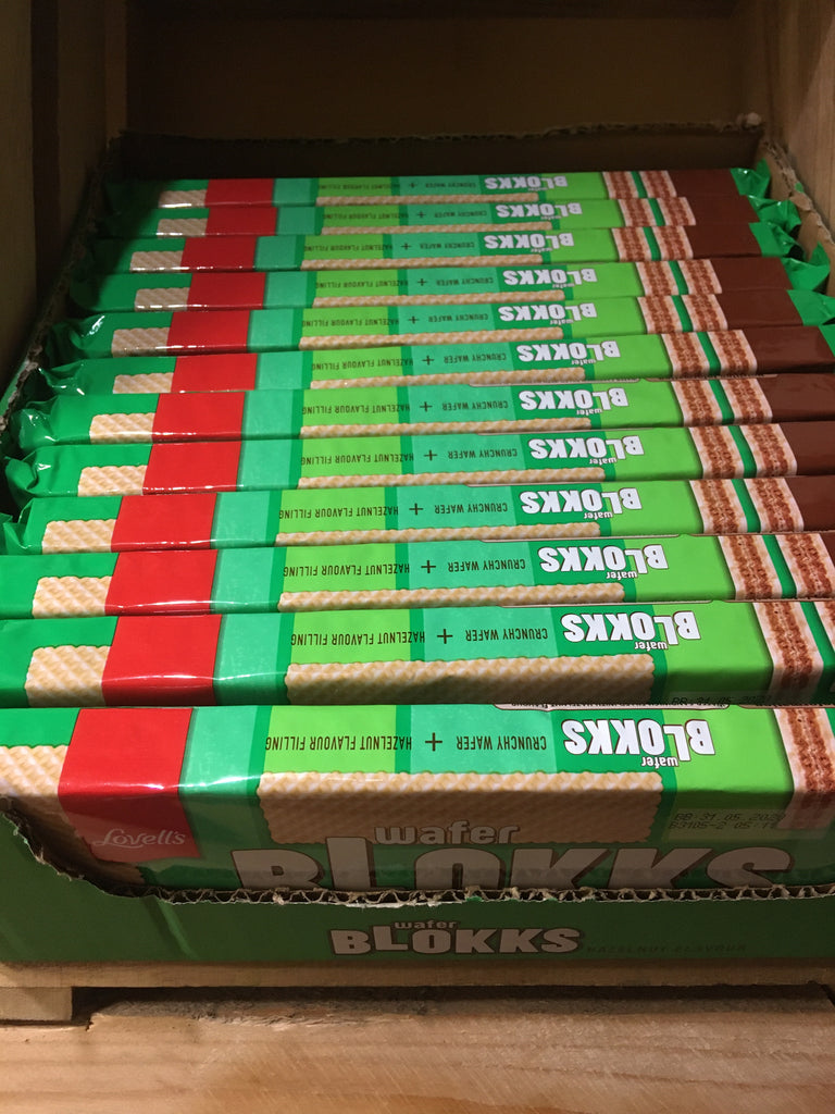 12x Lovell's Wafer Blokks Filled with Hazelnut Flavour Filling (12x114 ...