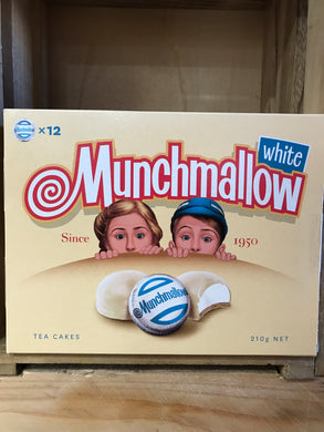 Munchmallow White Tea Cakes (12x17.5g) 210g