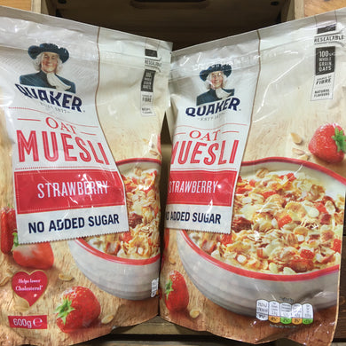 2x Quaker Oat Strawberry Muesli (2x600g)