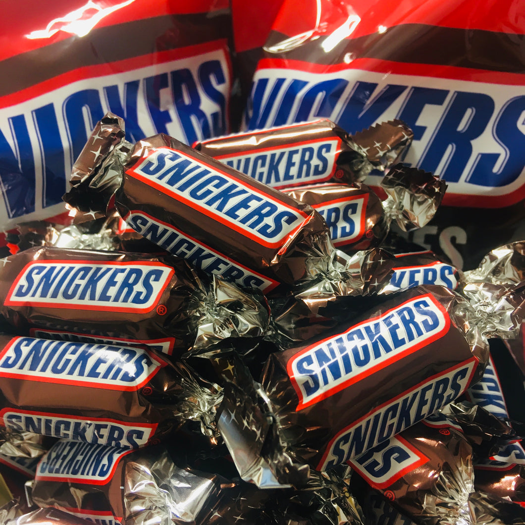 Snickers Miniatures 5LB Bulk   – /SnackerzInc.