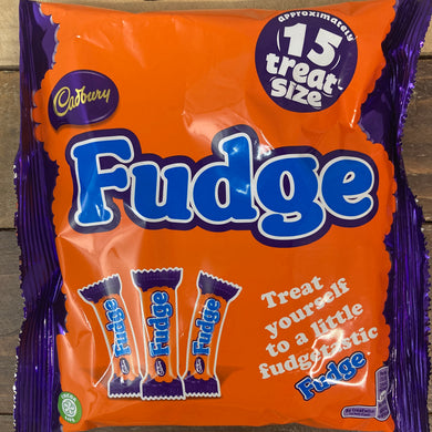 15x Cadbury Fudge Treat Size Chocolate Bars (202g)