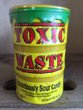 Toxic Waste Sour Candy 42g