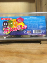 Sweeties Skulls Fruit Flavoured Gums 200g