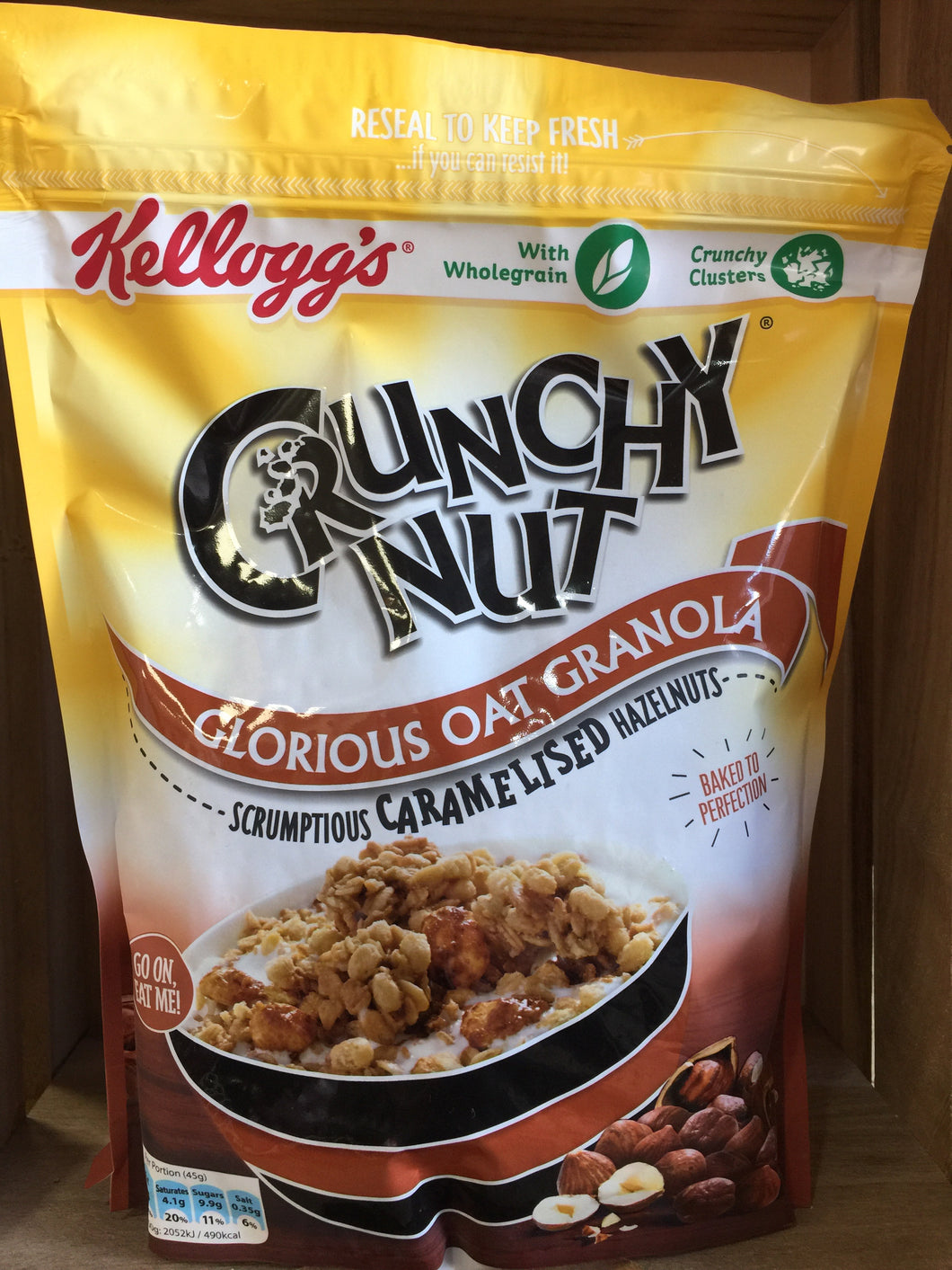 Kellogg's Crunchy Nut Granola Hazelnut & Chocolate PM £2.99 380g