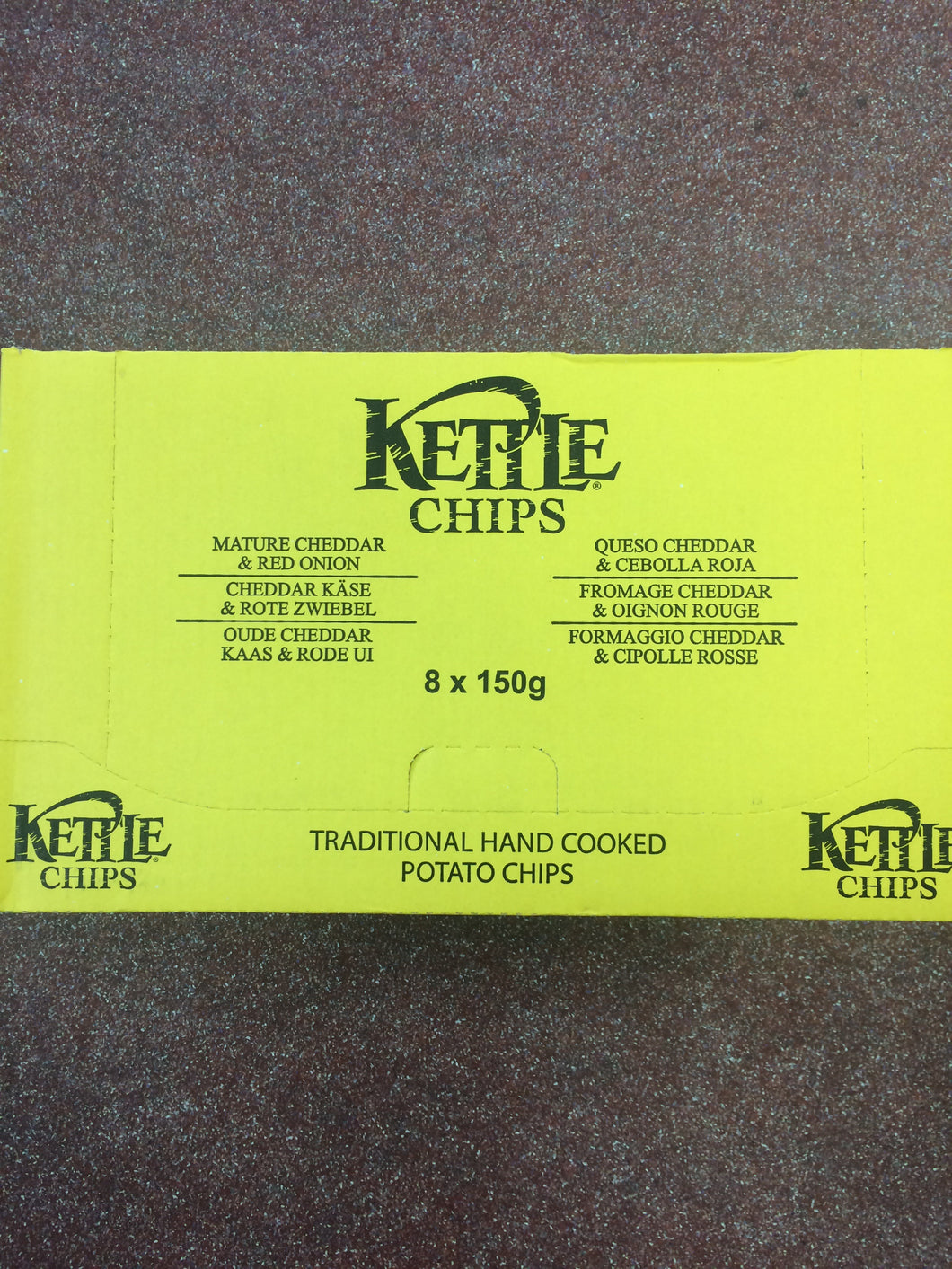 Kettle Chips Mature Cheddar & Red Onion Box of 8x150g Bag