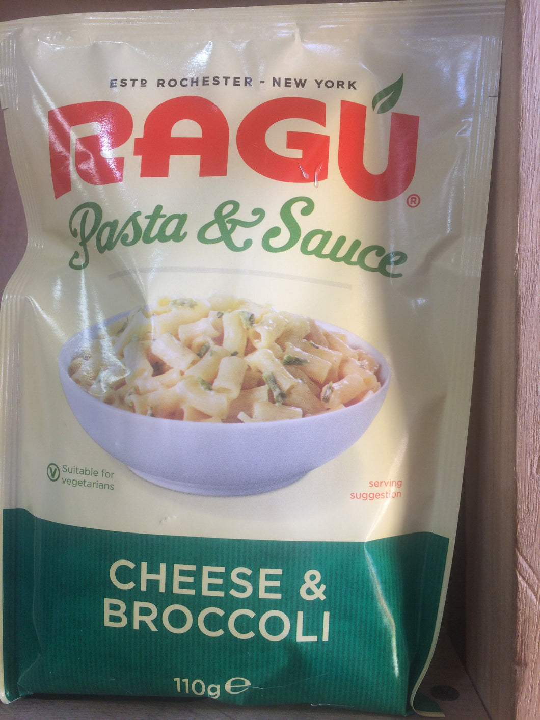 Ragu Pasta Cheese & Broccoli Sauce 110g