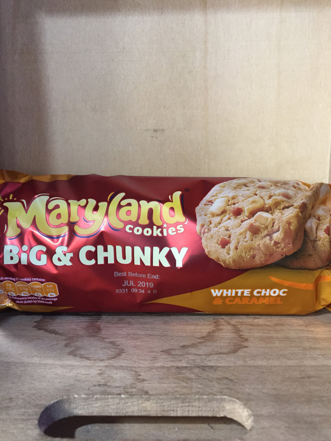 Maryland White Choc & Caramel Big & Chunky Cookies 180g