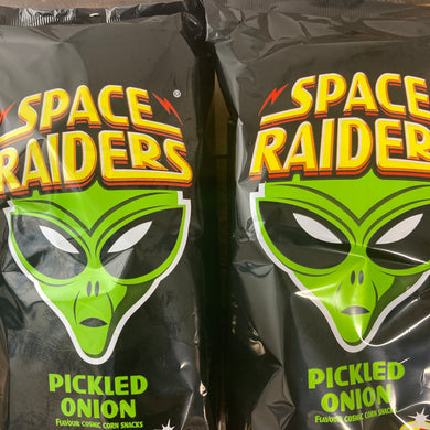 12x Space Raiders Pickled Onion Corn Snack Bags (2 Packs of 6X13g)