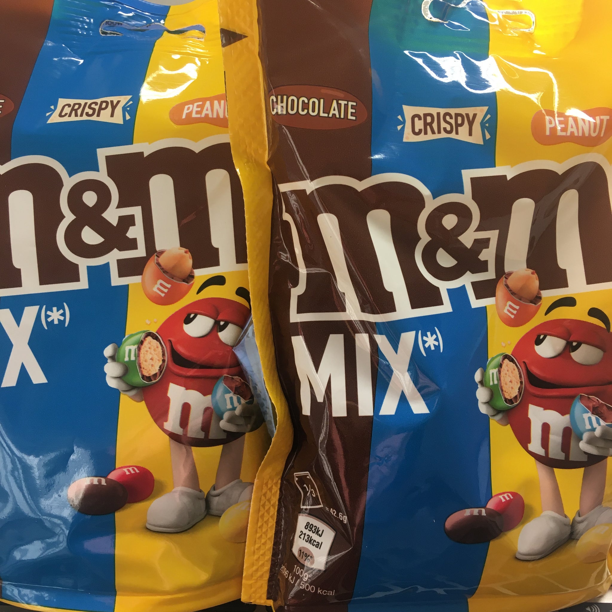 1/2 Kilo of M&M's Mix Peanut, Chocolate & Crispy (4x 128g Pouch